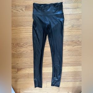 SPANX Ready To Wow Faux Leather Leggings Size M